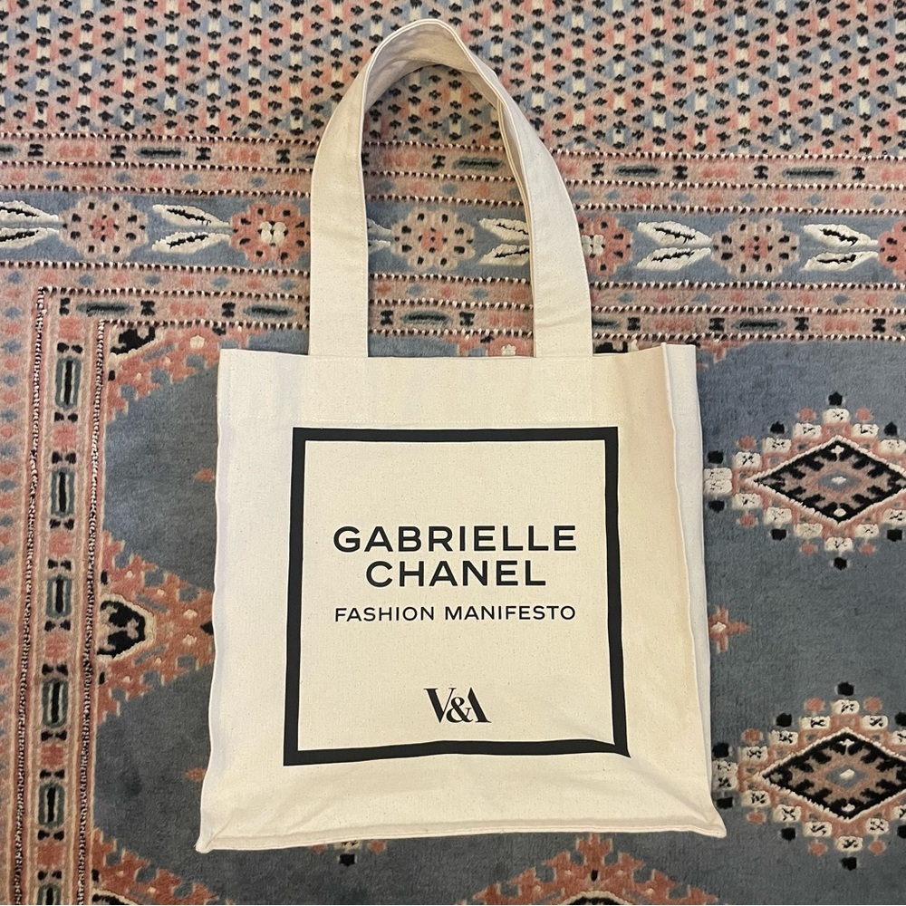 RARE Gabrielle Chanel Fashion Manifesto V&M Museum Collection Canvas Tote Bag